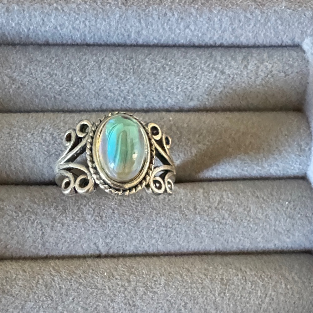 Elegant 925 Silver Opal Ring moonstone sz 10